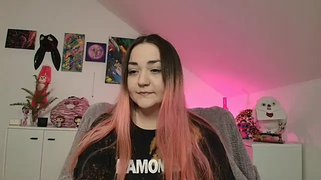 PinkHurricaneOfficial online show from 04.10.26