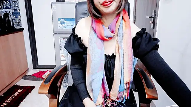 Snapshot of Miu-Le chatting on 01.08.26 Miu-Le online show from 01.08.26