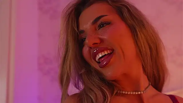 ClaraHazel online show from 01.06.26