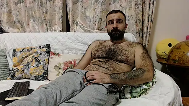 Snapshot of ivat80 chatting on 01.24.25 ivat80 online show from 01.24.25