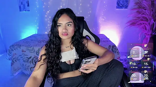 Riana Kean online show from 11.23.25