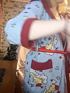  Kitti  online show from 12.25.24