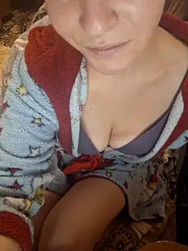  Kitti  online show from 01.05.25