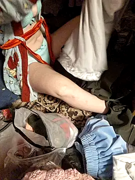  Kitti  online show from 01.17.25