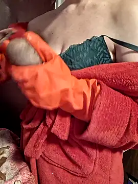  Kitti  online show from 11.19.25