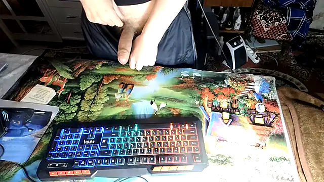 Snapshot of oleg1984 chatting on 09.08.25 oleg1984 online show from 09.08.25