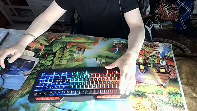 Snapshot of oleg1984 chatting on 09.14.25 oleg1984 online show from 09.14.25