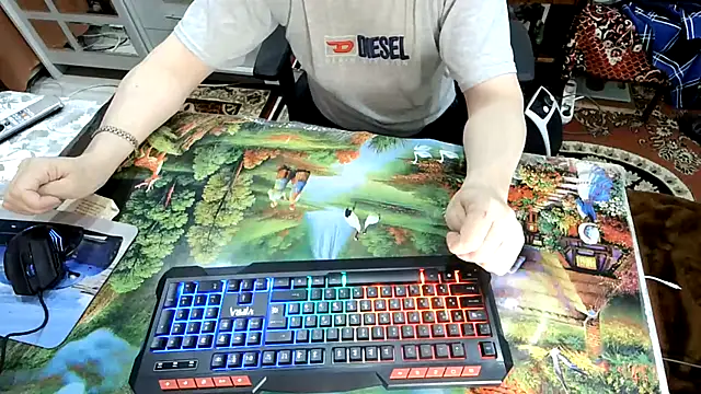 Snapshot of oleg1984 chatting on 10.01.25 oleg1984 online show from 10.01.25