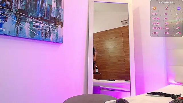 horny-juliette online show from 02.06.25