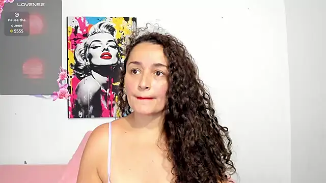  luna  sweet  online show from 03.20.25