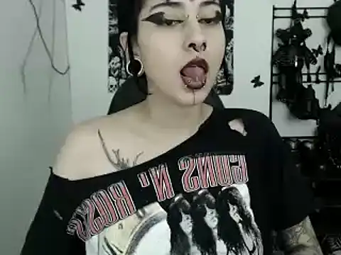 n0sferatus   online show from 11.13.25