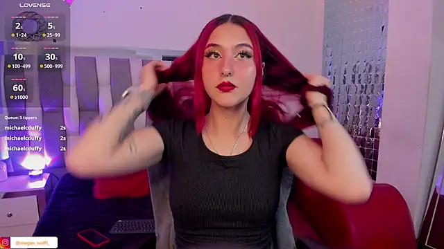 Snapshot of Megan_wolf1_ chatting on 01.10.25 Megan wolf1  online show from 01.10.25