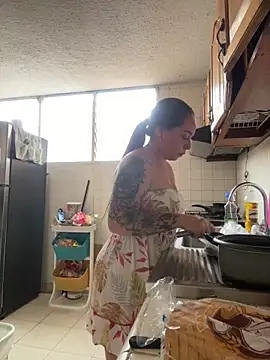 Snapshot of nurse_desi_sexlove chatting on 11.27.25 nurse desi sexlove online show from 11.27.25