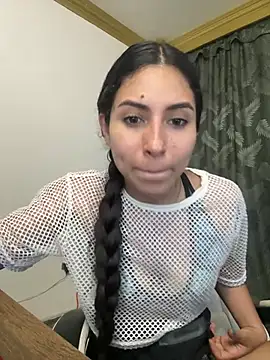 bella-black online show from 03.10.26