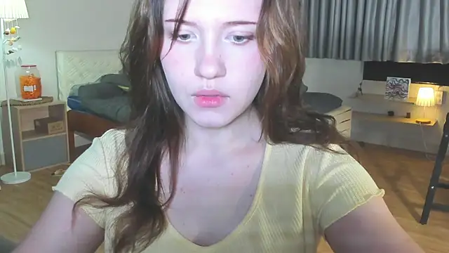 Snapshot of HanahCute chatting on 01.15.25 HanahCute online show from 01.15.25