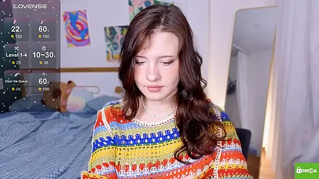 Snapshot of HanahCute chatting on 10.23.25 HanahCute online show from 10.23.25