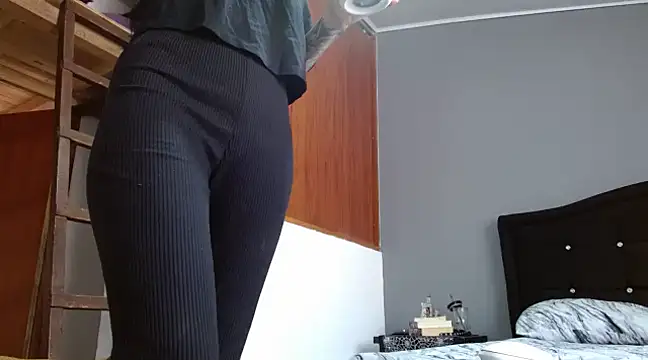 Emilia 1995 online show from 03.11.25