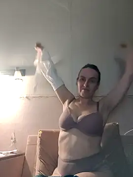 Snapshot of Evelina_cute chatting on 11.09.25 Evelina cute online show from 11.09.25