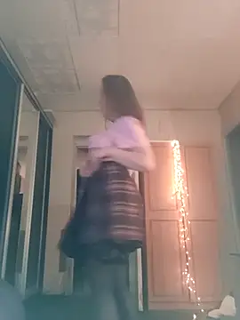 Snapshot of Evelina_cute chatting on 12.04.25 Evelina cute online show from 12.04.25