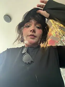 Snapshot of AmberGreyy_ chatting on 06.24.26 AmberGreyy online show from 06.24.26