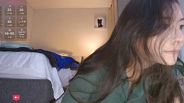 HelennaMoon  online show from 12.19.25