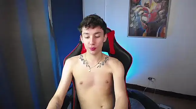 Snapshot of SebasstianGrand chatting on 02.08.25 SebasstianGrand online show from 02.08.25