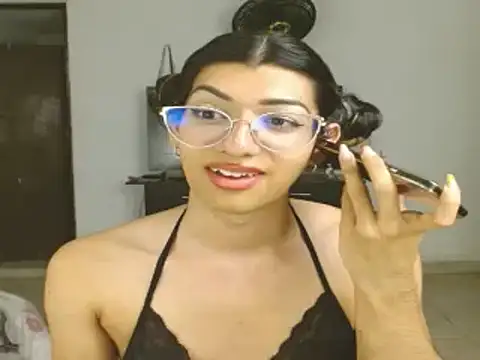 Snapshot of engielphoenis14 chatting on 01.19.25 engielphoenis14 online show from 01.19.25