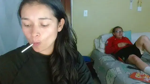 Snapshot of clayre_and_jill chatting on 04.13.26 clayre and jill online show from 04.13.26