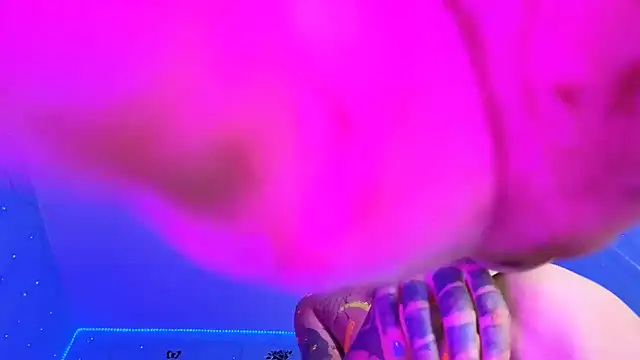 Snapshot of gabbiefoxthx chatting on 02.13.25 gabbiefoxthx online show from 02.13.25