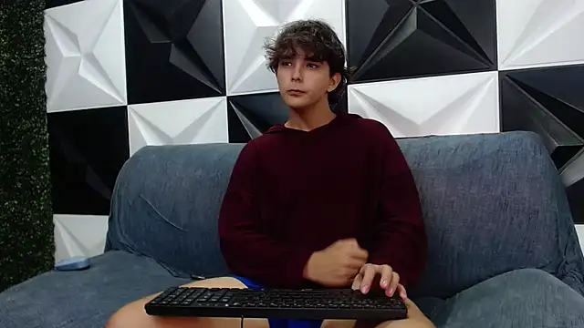 Dani cumboy online show from 12.11.24