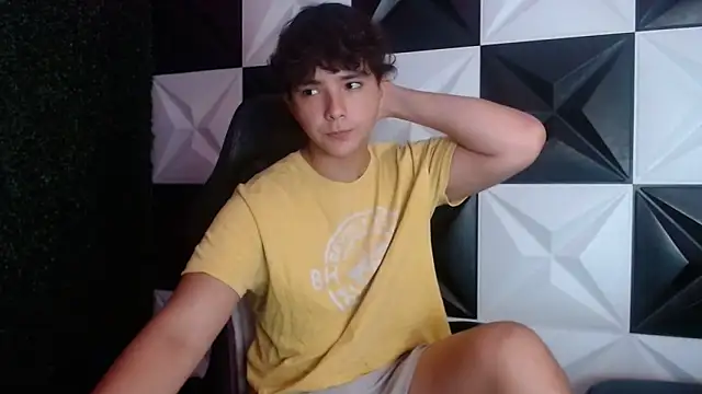 Dani cumboy online show from 01.05.25