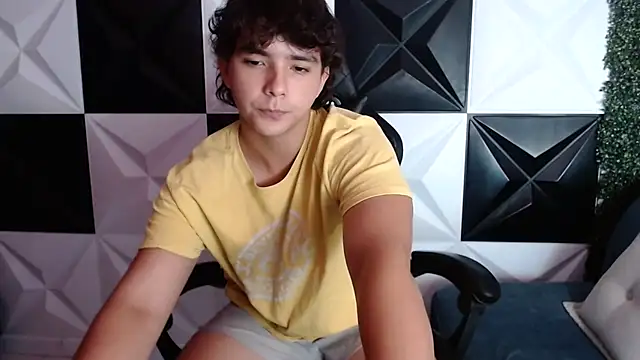 Dani cumboy online show from 01.05.25