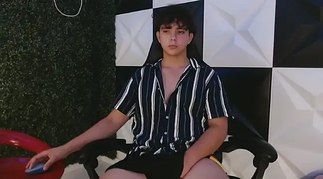 Dani cumboy online show from 02.18.25