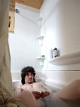 Snapshot of Lilsmokeshow017 chatting on 12.01.25 Lilsmokeshow017 online show from 12.01.25