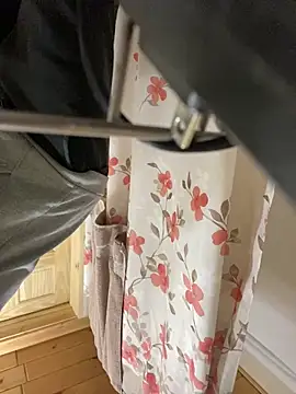 Snapshot of Lilsmokeshow017 chatting on 12.01.25 Lilsmokeshow017 online show from 12.01.25