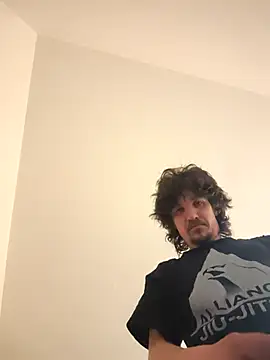 Snapshot of Lilsmokeshow017 chatting on 12.16.25 Lilsmokeshow017 online show from 12.16.25