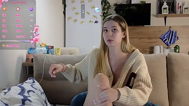 Girl alone home online show from 03.01.25