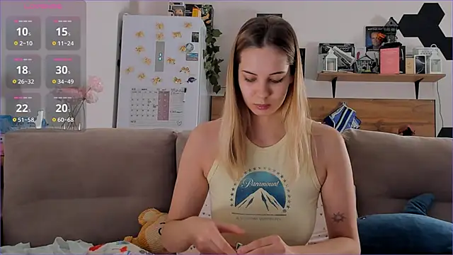 Girl alone home online show from 11.27.25