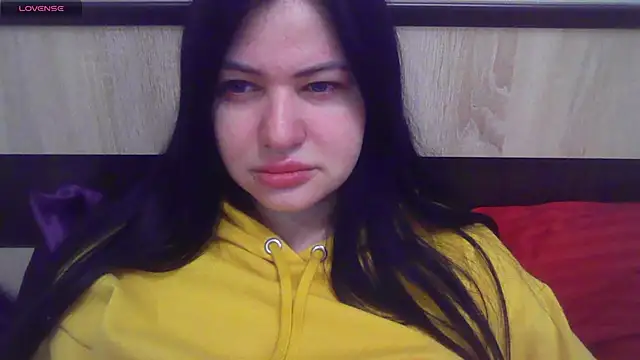 German Eva online show from 10.16.25