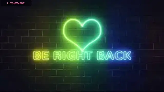 Snapshot of MrAndMrsCrook chatting on 11.22.25 MrAndMrsCrook online show from 11.22.25