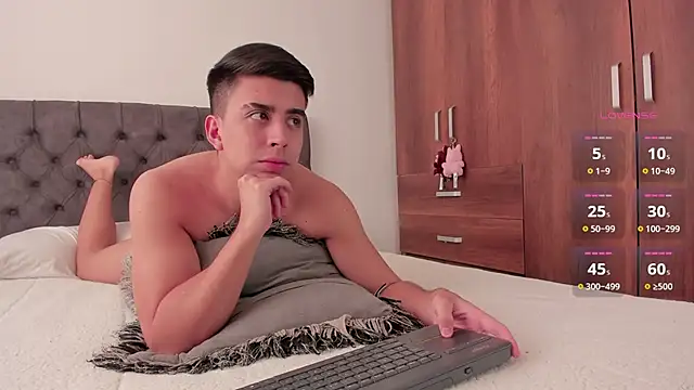 Snapshot of jordanmuskk chatting on 11.12.25 jordanmuskk online show from 11.12.25