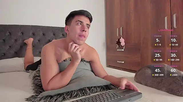 Snapshot of jordanmuskk chatting on 11.29.25 jordanmuskk online show from 11.29.25