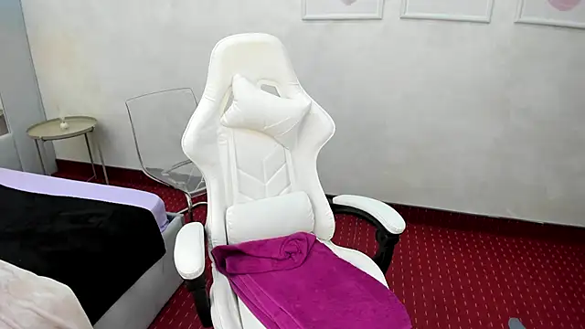 patriciakeys online show from 02.25.25