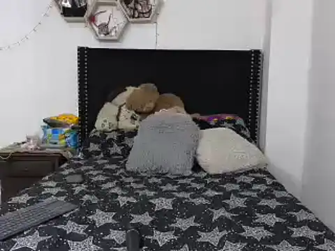 charlotte 077 online show from 02.11.25