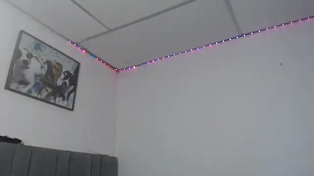 Snapshot of BrittanyDiaz chatting on 10.21.25 BrittanyDiaz online show from 10.21.25