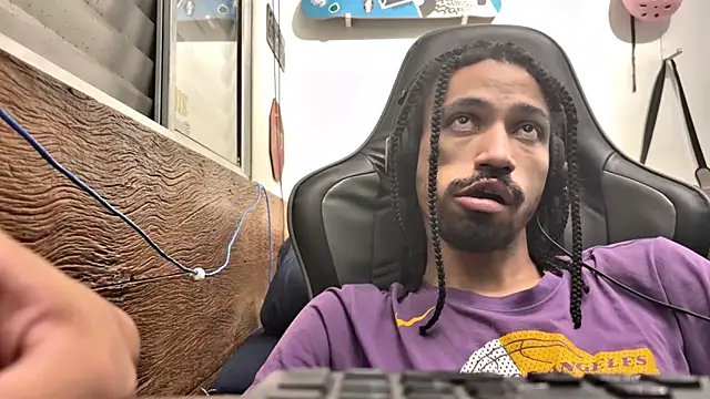 hotcamboy420 online show from 02.25.25