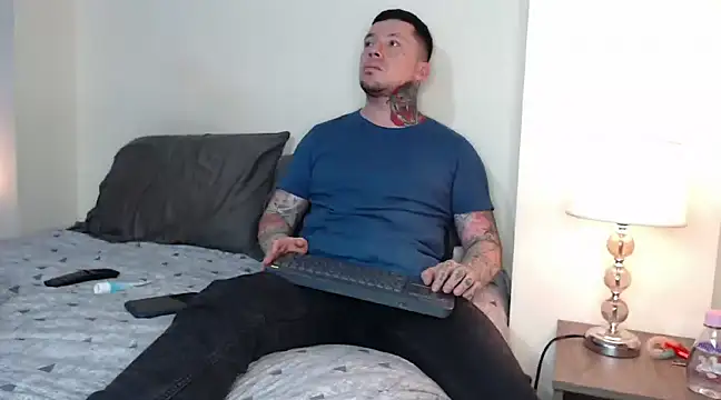 Snapshot of Adam_tatto chatting on 02.20.25 Adam tatto online show from 02.20.25