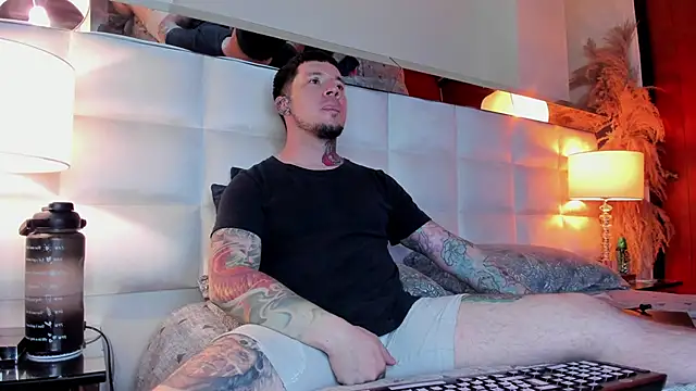 Snapshot of Adam_tatto chatting on 10.29.25 Adam tatto online show from 10.29.25