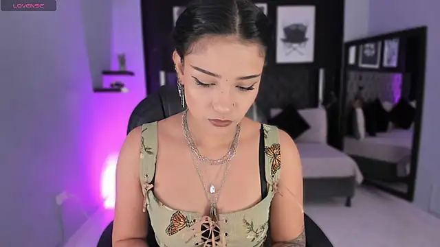 renee shelby  online show from 01.31.26