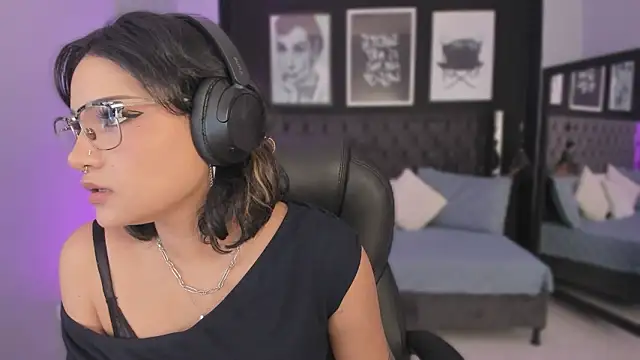 renee shelby  online show from 03.19.26